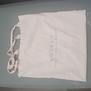 Lovely tote by Sarah Jessica Parker.